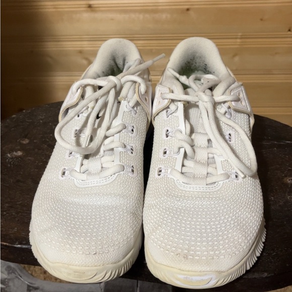 Nike White and Black Sneakers with Mesh Upper - Picture 2 of 4